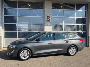 Ford Focus Wagon 1.0 EcoBoost Vignale, foto 2