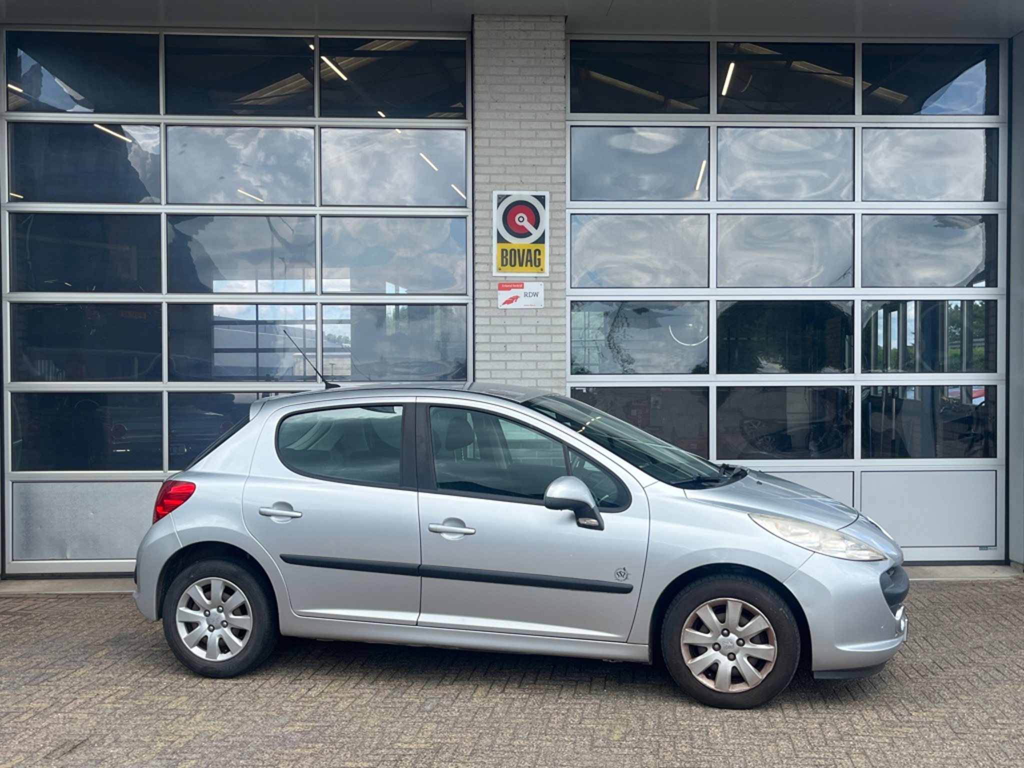 Peugeot 207 1.4 VTi Sublime, foto 1