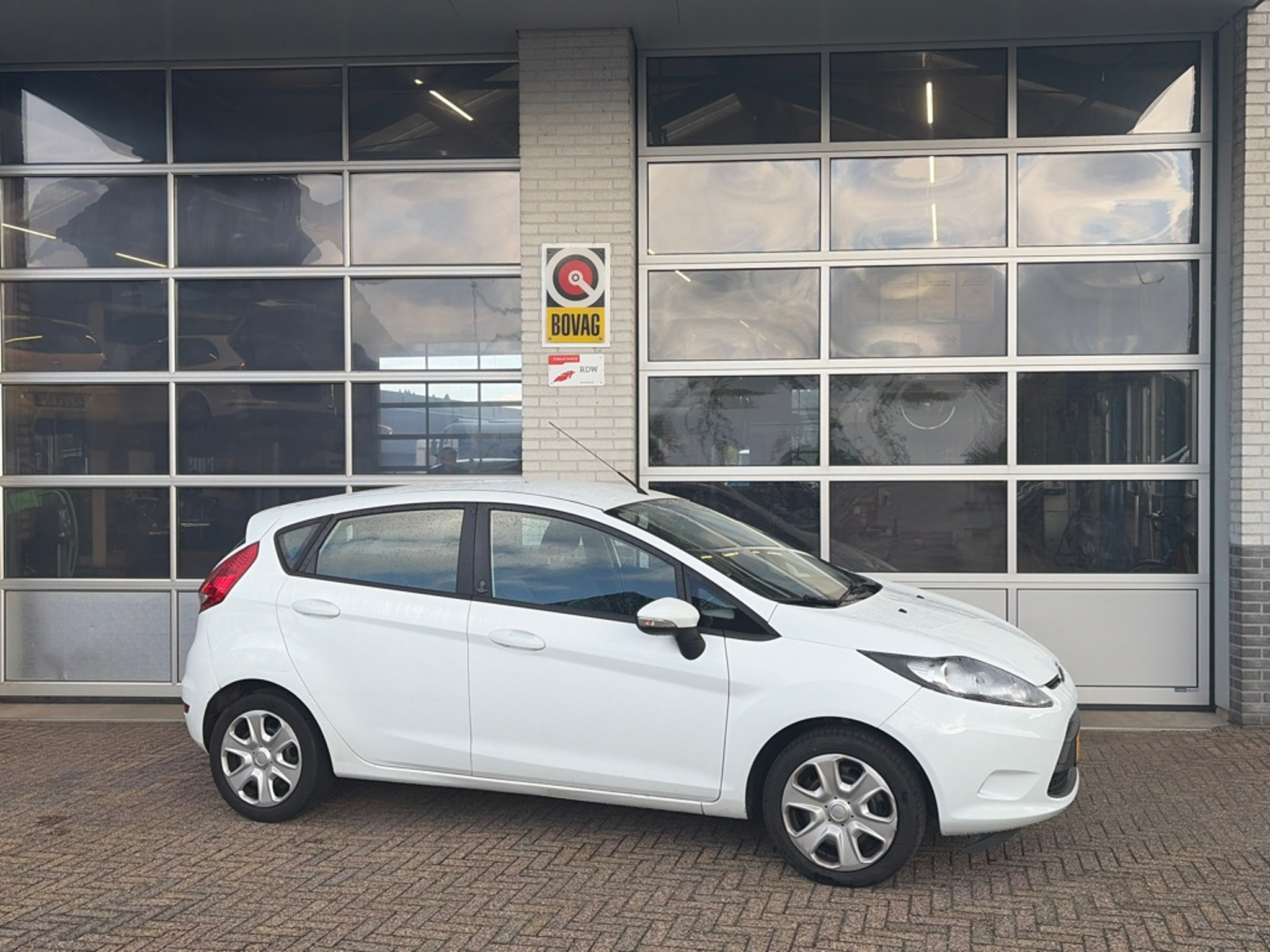 Ford Fiesta 1.25 Champion, foto 1